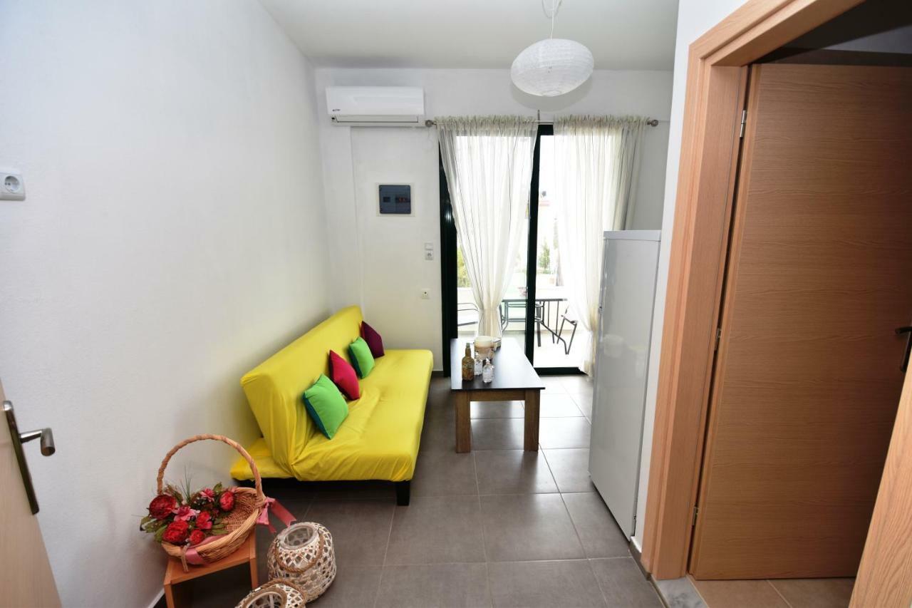 Sunflower Apartments Kalamaki  Luaran gambar